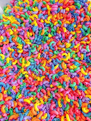 Imagem de Preenchedor sensorial Rainbow Pasta 500 ml para mesa sensorial