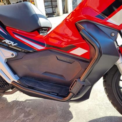 Imagem de Protetor Carenagem Givi  Honda Adv150 Adv 150 2021+ Tn1183