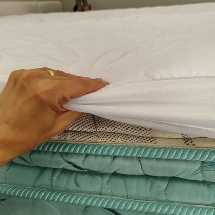 Imagem de Protetor de Colchão Pillow Top Fibra Siliconizada e Com Toque de Pluma Super Macio Hipoalêrgenico Toque Aveludado Casal