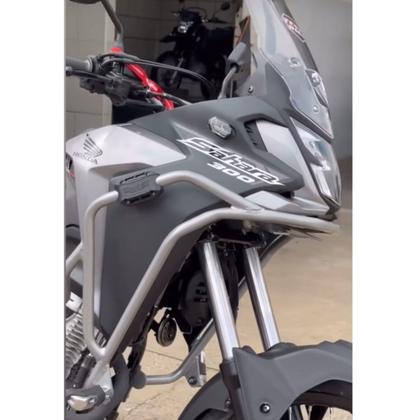 Imagem de Protetor de Motor Prata e Carter Prata Honda Sahara 300 Braz