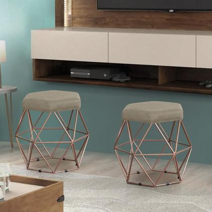 Imagem de Puff Decorativo Onix Com Armação Bronze Para Sala Em Suede