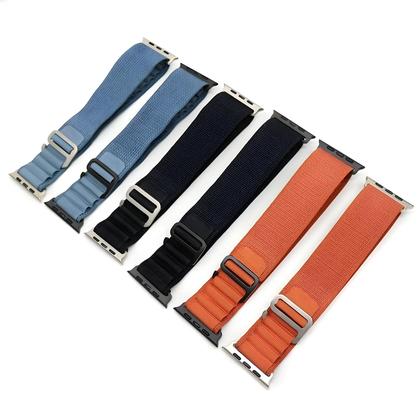 Imagem de Pulseira Alpine Loop URVOI Preta Para Apple Watch Ultra 3 2 Série 11 10 9 8 7 SE Com Fecho G-Hook