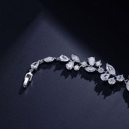 Imagem de Pulseira Bracelete Dourada Com Zircônia Noiva Debutante