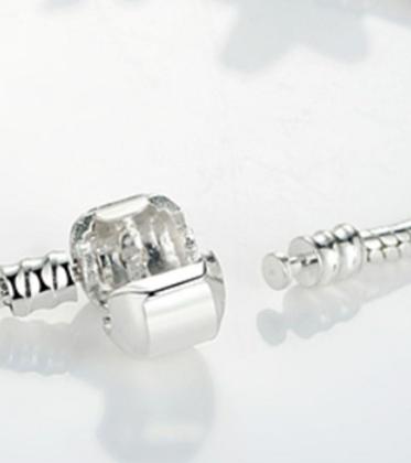 Imagem de Pulseira com Berloques de Coração e Pedra Rosa