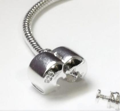 Imagem de Pulseira com Berloques de Coração e Pedra Rosa