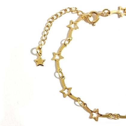 Imagem de Pulseira de Estrelas Douradas com Extensor - Semijoia Hipoalérgica
