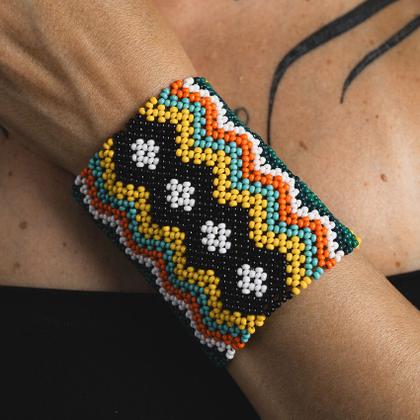 Imagem de Pulseira de Miçangas Arte Indígena Etnia Kamayurá do Xingu