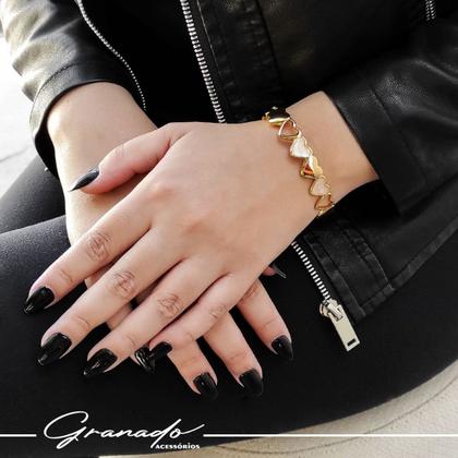 Imagem de Pulseira Feminina Coração Vazado Rosa Banhado Ouro Semijoia