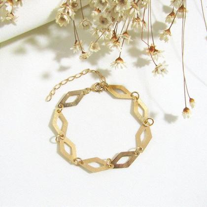 Imagem de Pulseira Feminina de Losangos Vazados Banhada a Ouro 18k