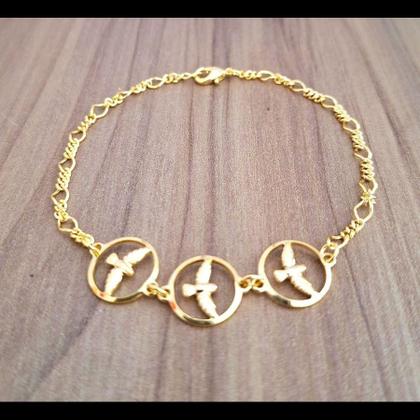 Imagem de Pulseira Formato Espirito Santo Folheado Ouro 18k