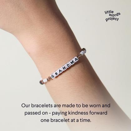 Imagem de Pulseira Little Words Project Grandma com miçangas coloridas