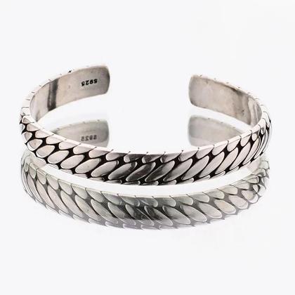 Imagem de Pulseira Masculina Elegante Geométrica Oval - Retrô, Aberto, Presente de Festa