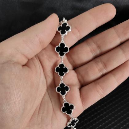 Imagem de Pulseira Prata 925 Trevo Preto Modelo Virginia Banhado Moda