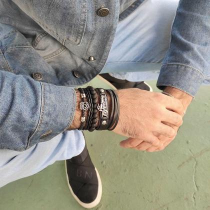 Imagem de Pulseiras Masculinas Kit C/4 MOTOQUEIRO MOTO BLACK + 2 Colares Flecha Moeda  Premium