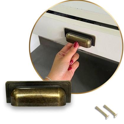 Imagem de Puxador para Móveis Concha Quadrado 64mm em Metal Zamac