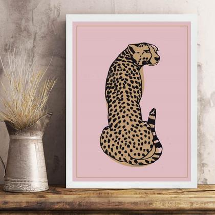 Imagem de Quadro Decorativo Leopardo Fundo Rosa 45x34cm - com vidro