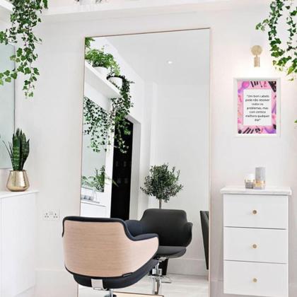 Imagem de Quadro Decorativo para Salão"Um bom cabelo pode não resolver..."