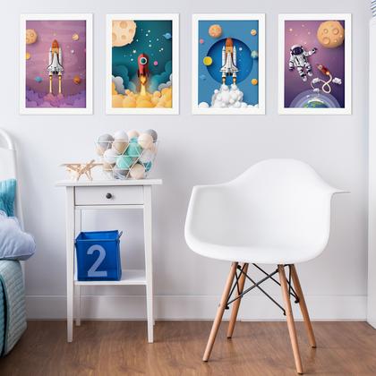 Imagem de Quadros Astronauta no Espaço Moldura Branca 22x32cm Kit 4un