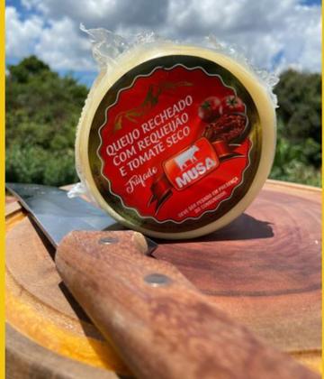 Imagem de Queijo Trufado com Requeijão e Tomate Seco  - MUSA 400g