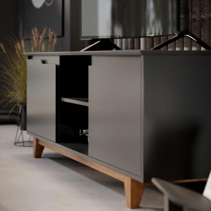Imagem de Rack Bancada para Sala de Estar com 2 Portas e Pés em Madeira Maciça com Capacidade para TV's de até 55 Polegadas Flow Ej Móveis - Preto