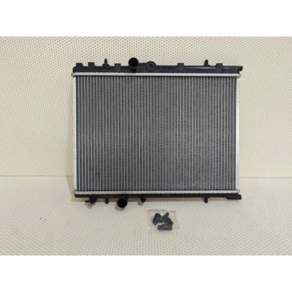 Imagem de Radiador C4 Picasso 1.6 2. 0 2004 2005 2006 2007 2008 2009