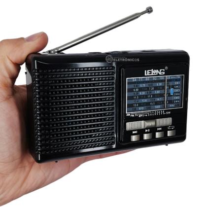 Imagem de Rádio AM/FM/SW Com MP3 e Lanterna Portátil Multifunções AM/FM/SW MP3 LE676
