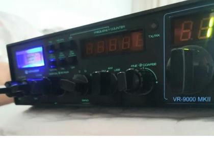 Imagem de Radio Px Voyager Vr 9000 Mk Ii Dama Da Noite 271 Canais original para caminhão