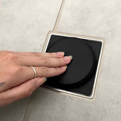 Imagem de Ralo Click Preto Fosco 10x10 Aço Inox Ralo De Chão Banheiro Escoamento Box 10cm Quadrado Veda Cheiro Antiodor Lavabo Tampa Inteligente Black