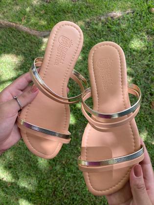 Imagem de Rasteirinha feminina com tira lisa dupla de duas cores sola reta com bico redondo sandalha adulta