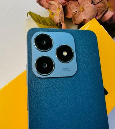 Imagem de Realme C63 256GB/128GB + 16GB RAM, Tela 6.74" 50MP, IPX54, NFC - Smartphone 2024 com Design Premium