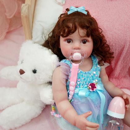 Imagem de Reborn de Silicone Realista Brastoy Original Boneca Pode Dar Banho Kit Conjunto de Roupa Chupeta Mamadeira e Pelúcia