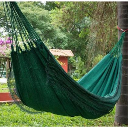 Imagem de rede de dormir simples apartamento pequena