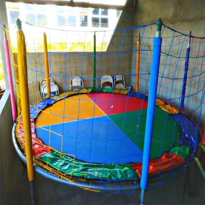 Imagem de Rede de Proteção P/ Cama Elástica 1,40/ 1,83/ 2,00/ 2,44/ 3,05/ 3,66/ 4,27