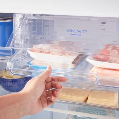 Imagem de Refrigerador Panasonic 435 Litros 2 Portas com Freezer em Cima Aço Escovado BT50BD3XA 220V