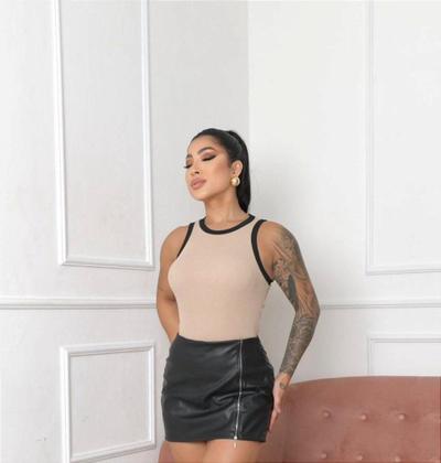 Imagem de Regata Listrada Feminina Casual Confortável - Estilo Único