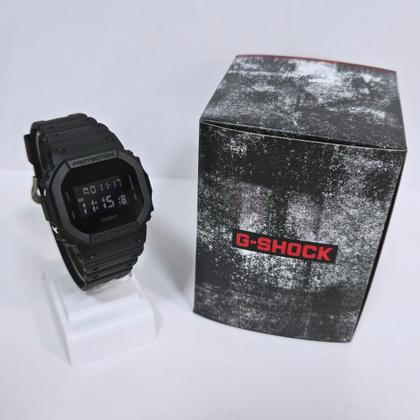 Imagem de Relógio Casio Masculino Digital G-Shock DW-5600UBB-1DR