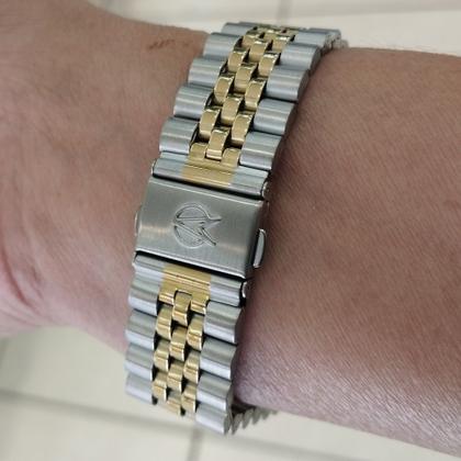 Imagem de Relogio Champion feminino dourado e prata misto bicolor grande slim fino com numeros banhado folheado CN21130B