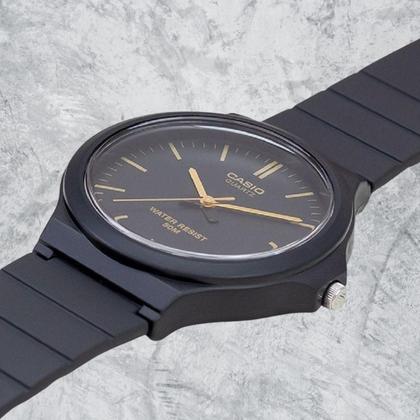 Imagem de Relógio de Pulso Casio Analógico Vintage Unissex Masculino Feminino Classico Redondo Preto a Prova Dágua MW-240-1E2VDF