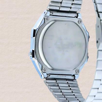 Imagem de Relógio de Pulso Casio Feminino Masculino Digital Aço Inóx Vintage Resistente Água Quadrado Pequeno Casual Prata A168WA-8AYDF