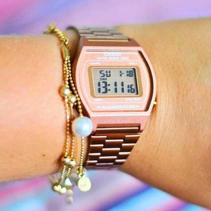 Imagem de Relógio de Pulso Casio Feminino Vintage Quadrado Digital Prova Dágua 5 ATM Illuminator Pulseira Aço Inóx Casual Rose Gold B640WC-5ADF