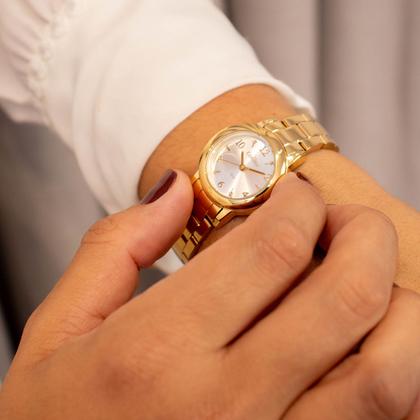 Imagem de Relógio de Pulso Feminino Pequeno Condor Dourado CO2035NMS/K4K Colar e Brincos