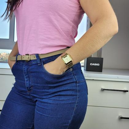 Imagem de Relógio de pulso Unissex Casio Vintage Analógico Digital Masculino Feminino Retro Pulseira em Aço Inóx Dourado AQ-230GA