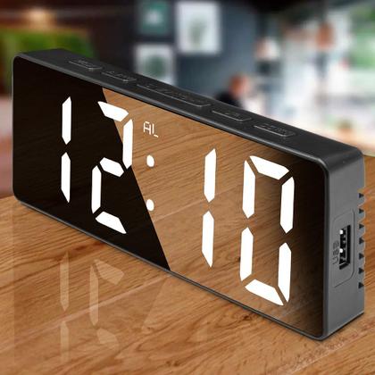 Imagem de Relógio Despertador Digital De Cabeceira Moderno Led Mesa