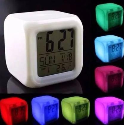 Imagem de Relógio Despertador Digital Formato Cubo - 7 Cores Led