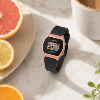 Imagem de Relógio Feminino Marca Casio Vintage Digital Esportivo Preto Nude Rose Gold LW-204