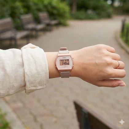Imagem de Relógio Feminino Marca Casio Vintage Digital Esportivo Preto Nude Rose Gold LW-204