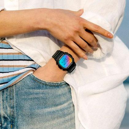 Imagem de Relógio G-SHOCK DW-5600SR-1DR Series Iridescent Color Rainbow
