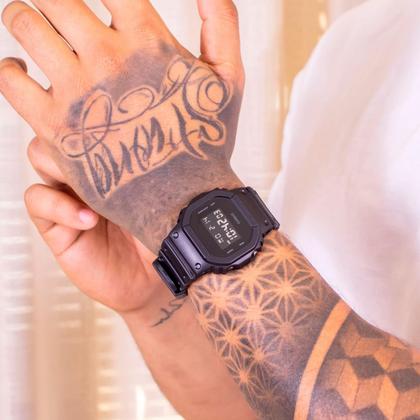 Imagem de Relógio Masculino Casio G-Shock Digital Preto DW-5600BB-1DR Esportivo