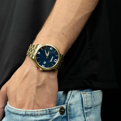 Imagem de Relógio Masculino Magnum Dourado Aço Inoxidável Mostrador Preto Original Resistente à Água MA34594A