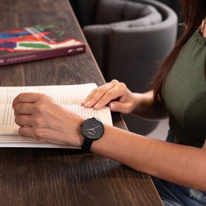 Imagem de Relógio MONDAINE feminino analógico preto rosê 32670LPMVPE3